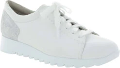 Munro Kellee -Famous Shoe Store munro womens kellee white silver leather m731511 63405.1540590551