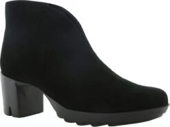 Munro Robynette -Famous Shoe Store munro womens robynette black suede m592386 62620.1540591368